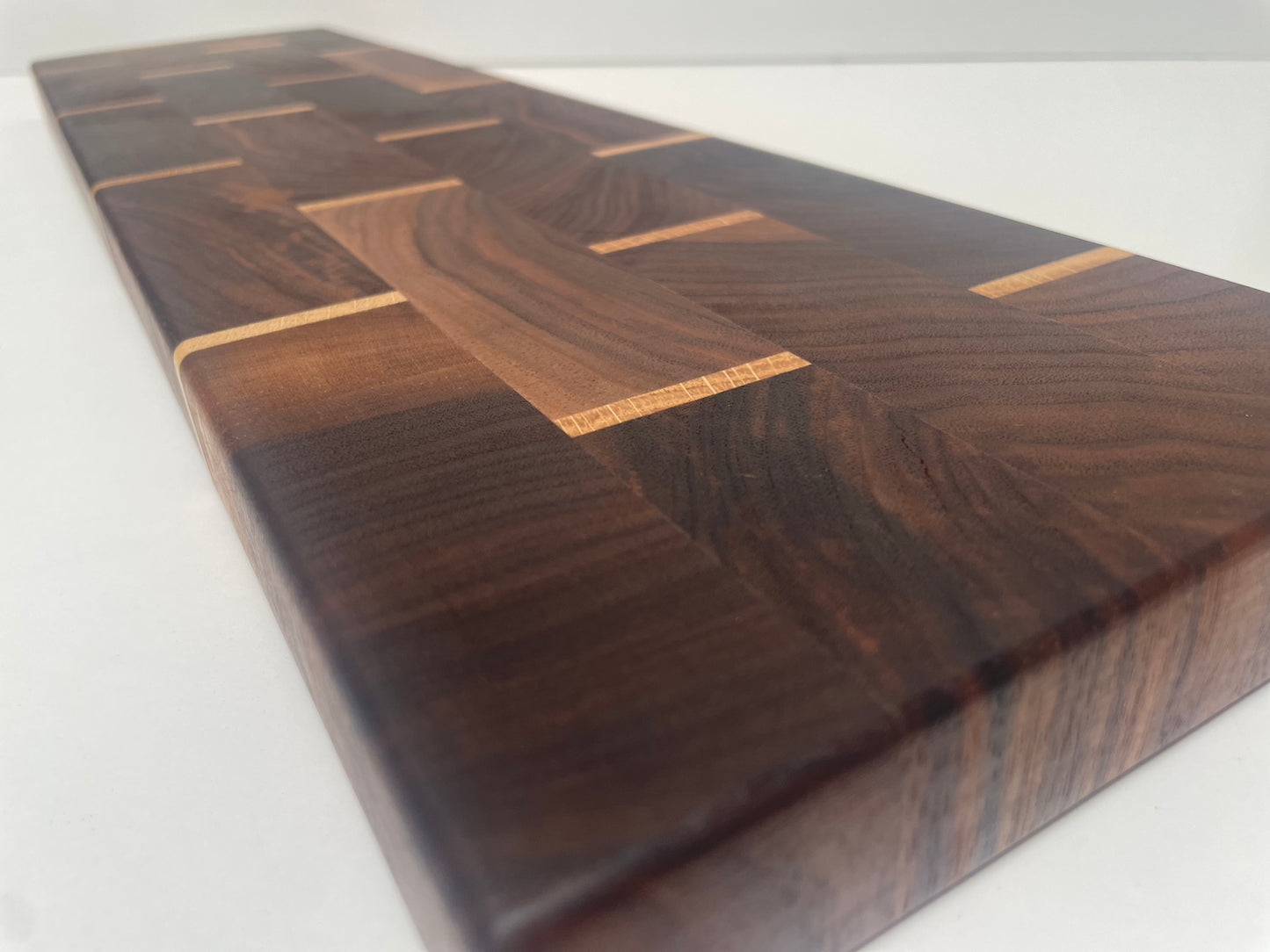 End Grain Brick Pattern Long, Narrow Board (23SQ01)