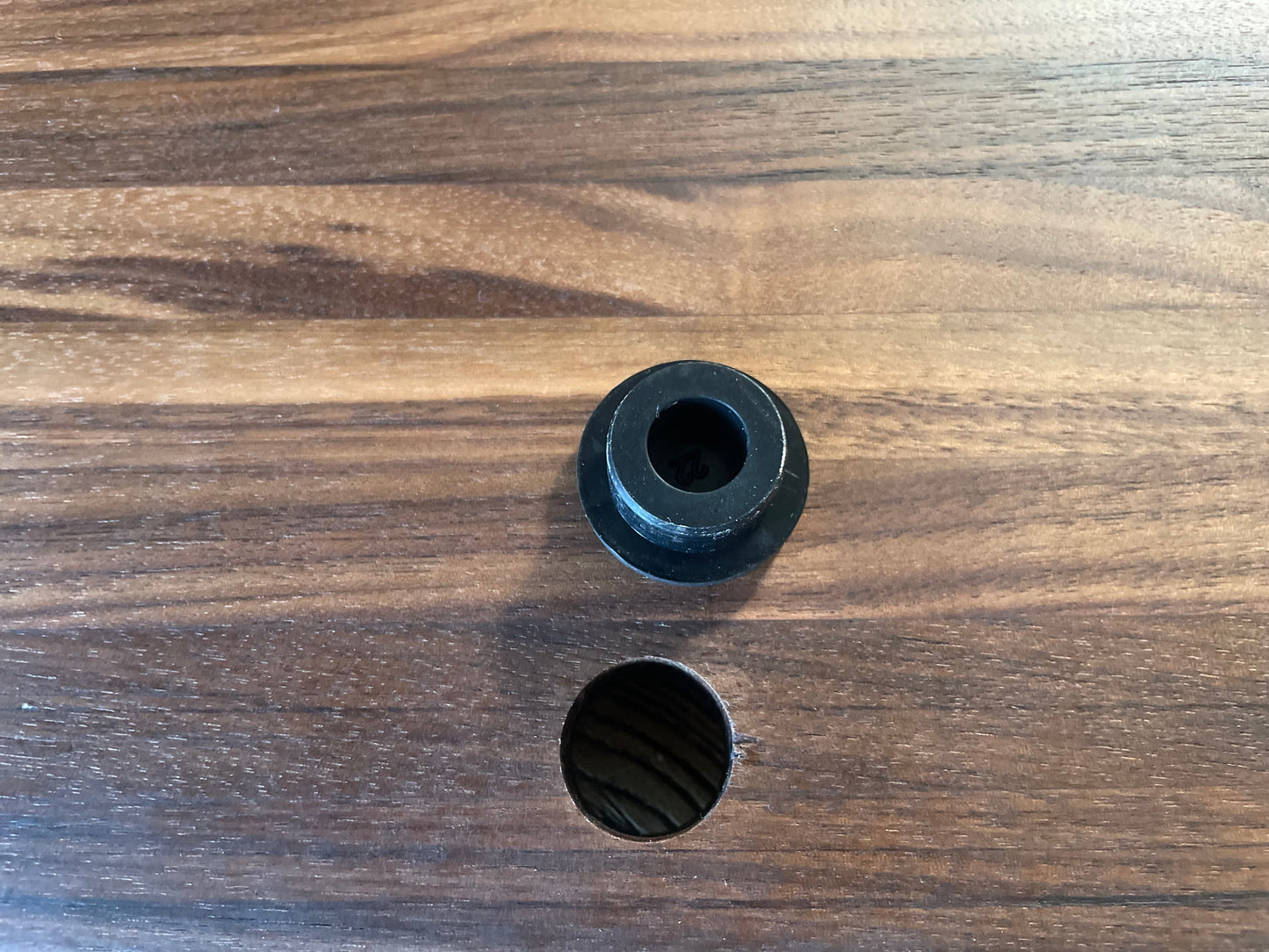 25M009 - XL Joined Walnut Board with “Juice Plug”, Juice Groove & Board Feet