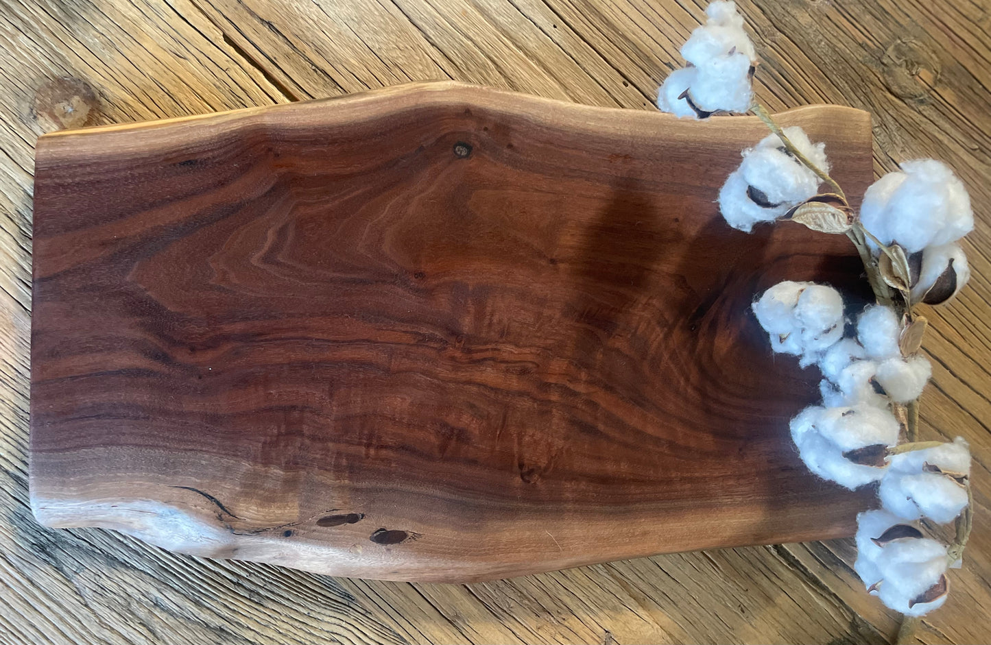 25L008 - Dual Live Edge Walnut Board