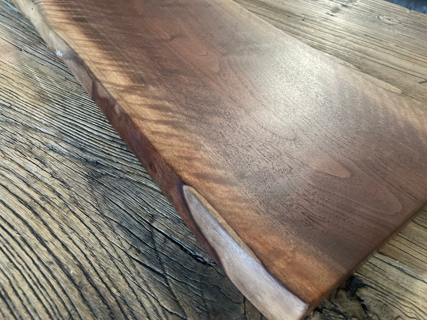 25L015 - Dual Live Edge Walnut Board