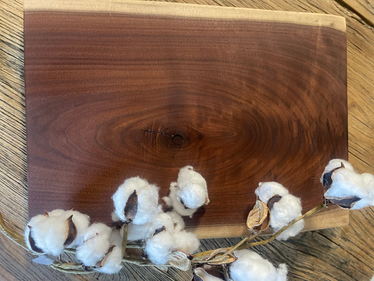 25L001 - Dual Live Edge Walnut Board