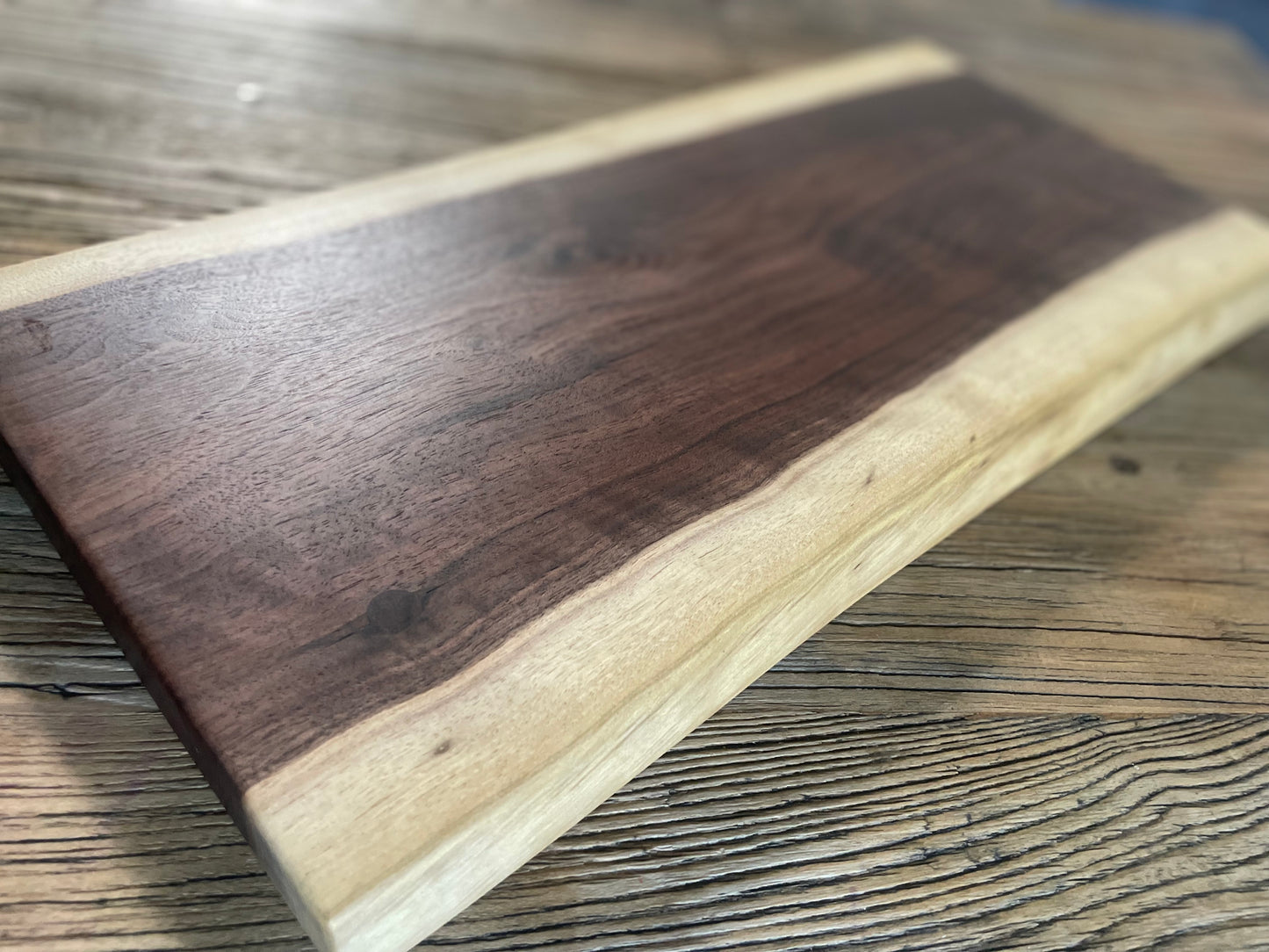 25L011 - Dual Live Edge Walnut Board