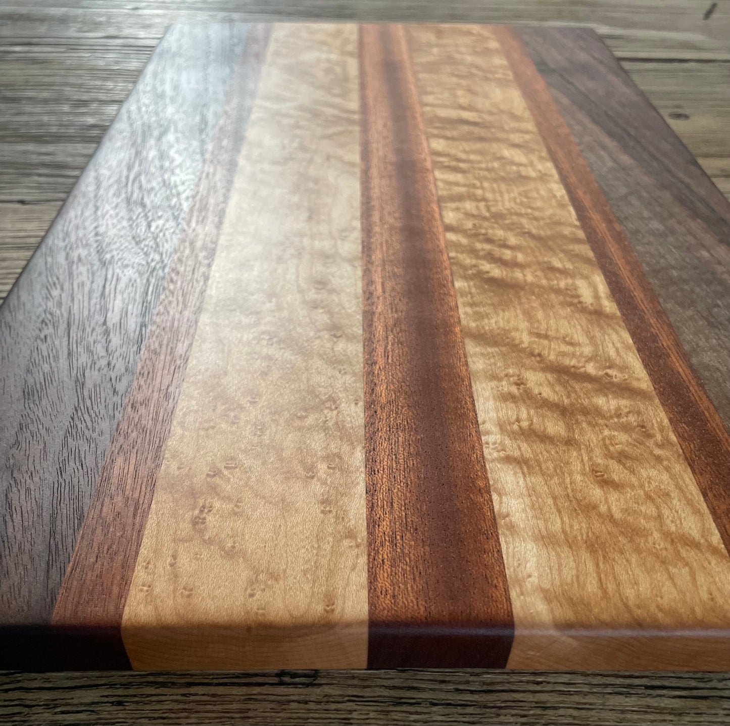 25M025 - Mixed Walnut, Purpleheart & Sapele Board