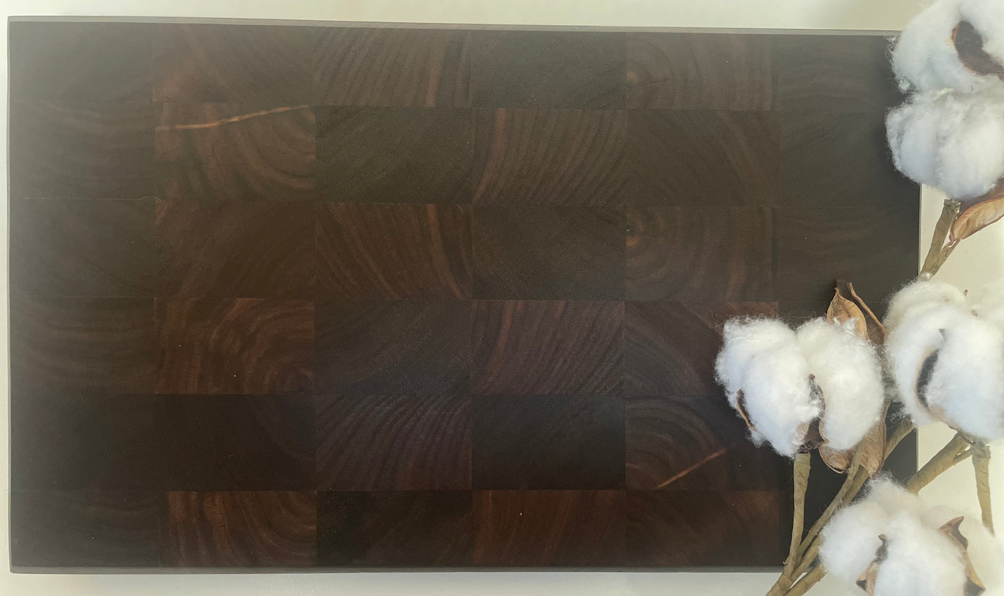 23AB01 - End Grain Walnut Board w/Champered Edge & Feet