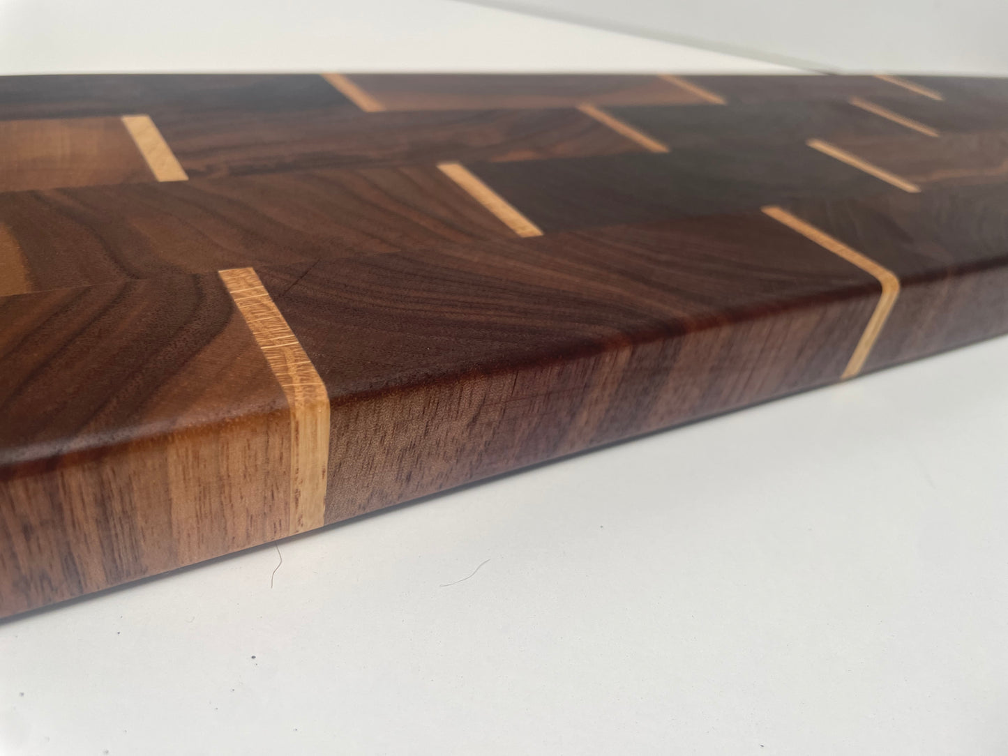End Grain Brick Pattern Long, Narrow Board (23SQ01)
