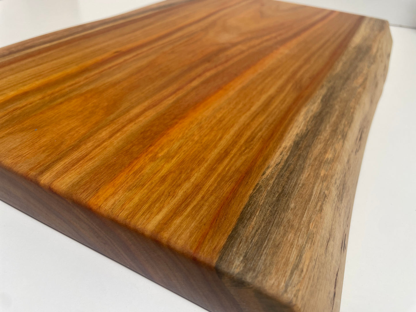 23LV02 - Dual Live Edge Canary