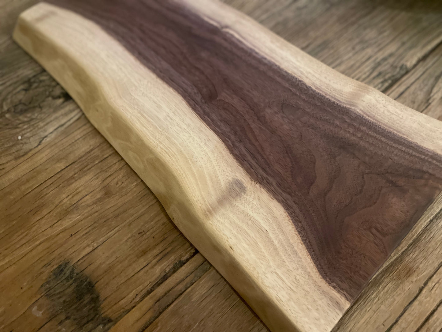 25L027 - Dual Live Edge Walnut Board