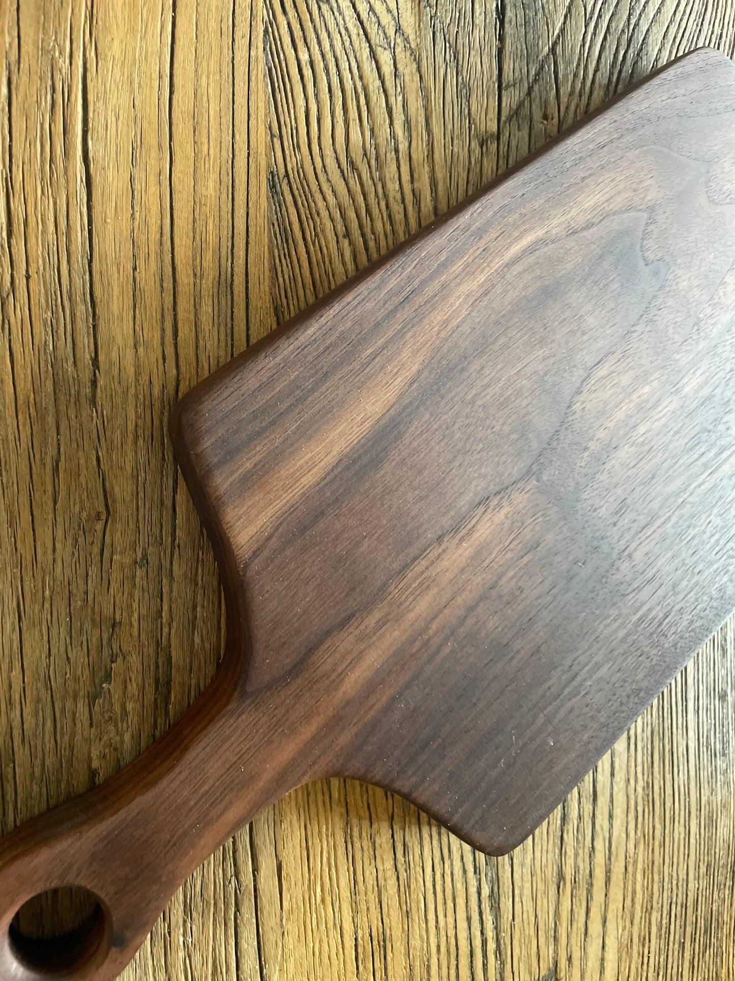 24H111 - Small Solid Walnut Handle Board