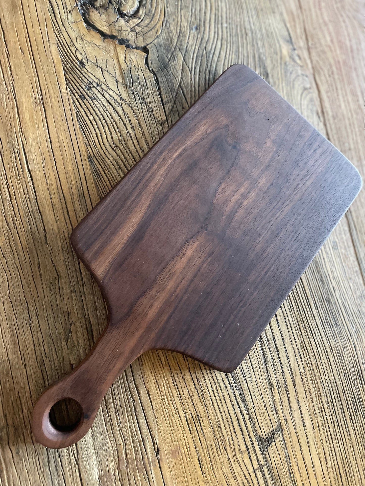 24H111 - Small Solid Walnut Handle Board