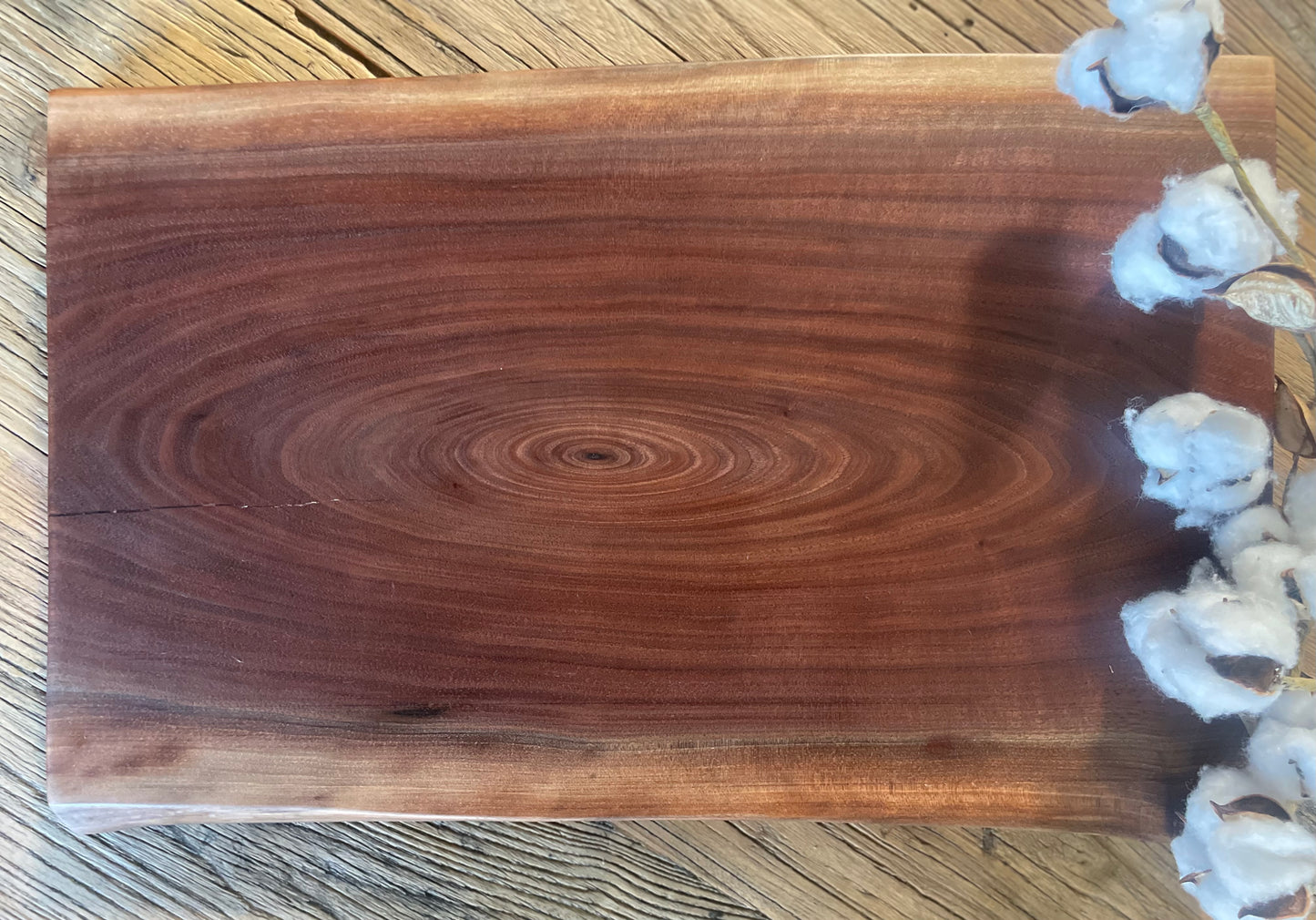25L010 - Dual Live Edge Walnut Board