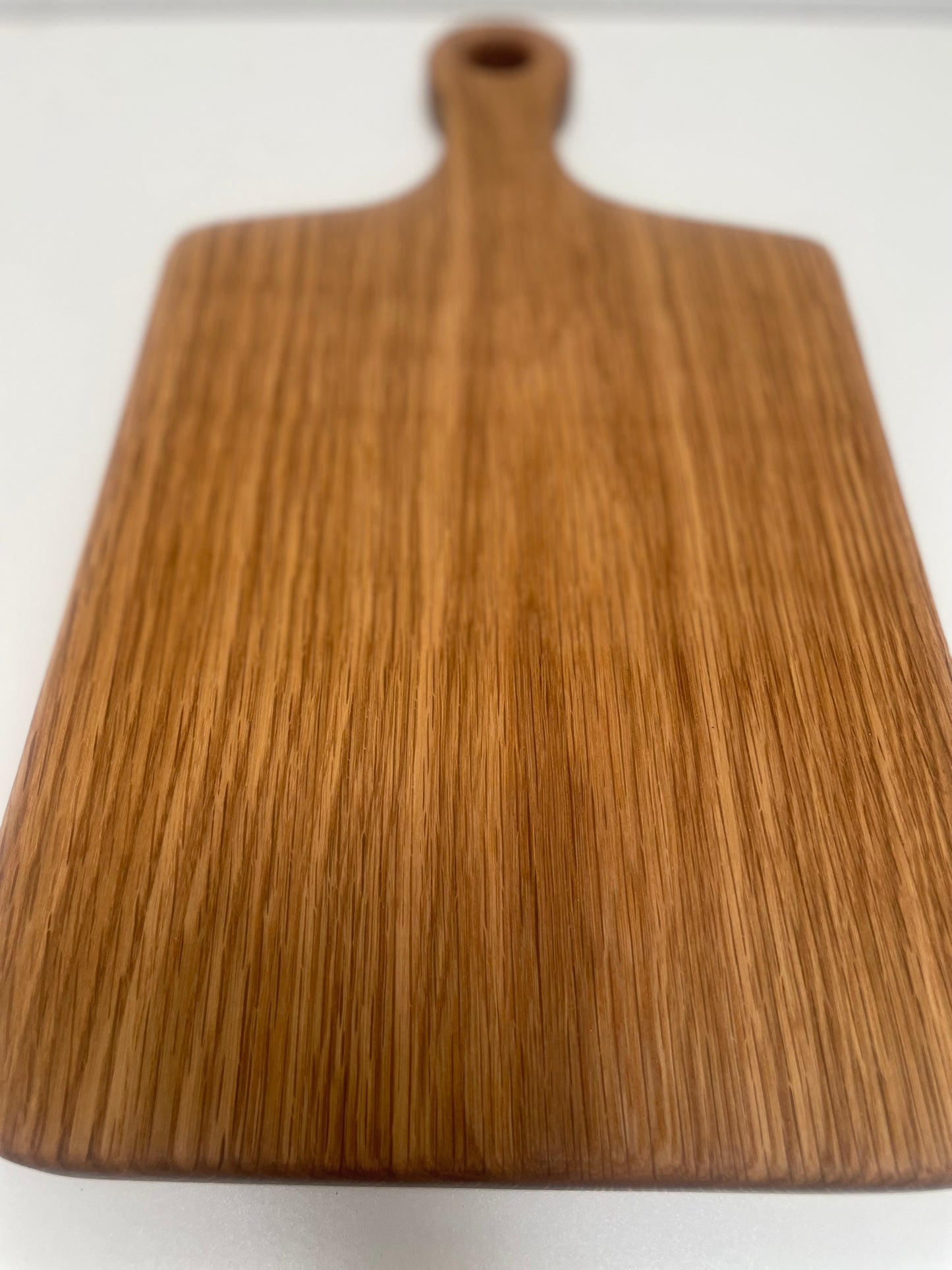 24H003 - Large Solid White Oak Handle Board