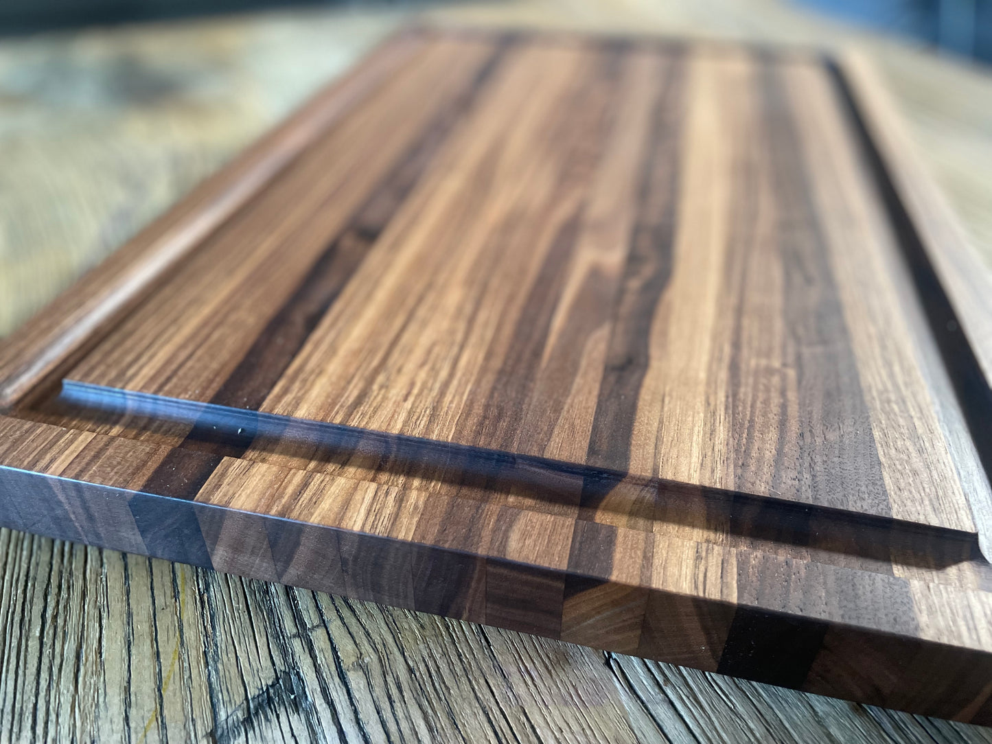 24M013 - XL Joined Walnut Board with Juice Groove & Board Feet