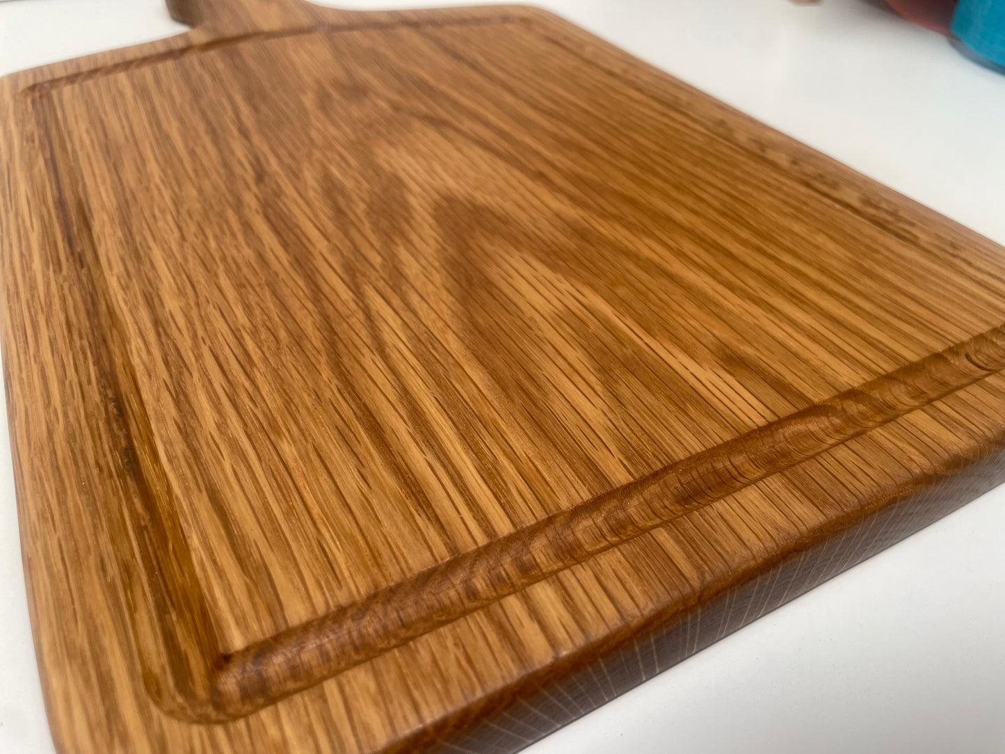 24H005 - Solid White Oak Handle Board w/Juice Groove