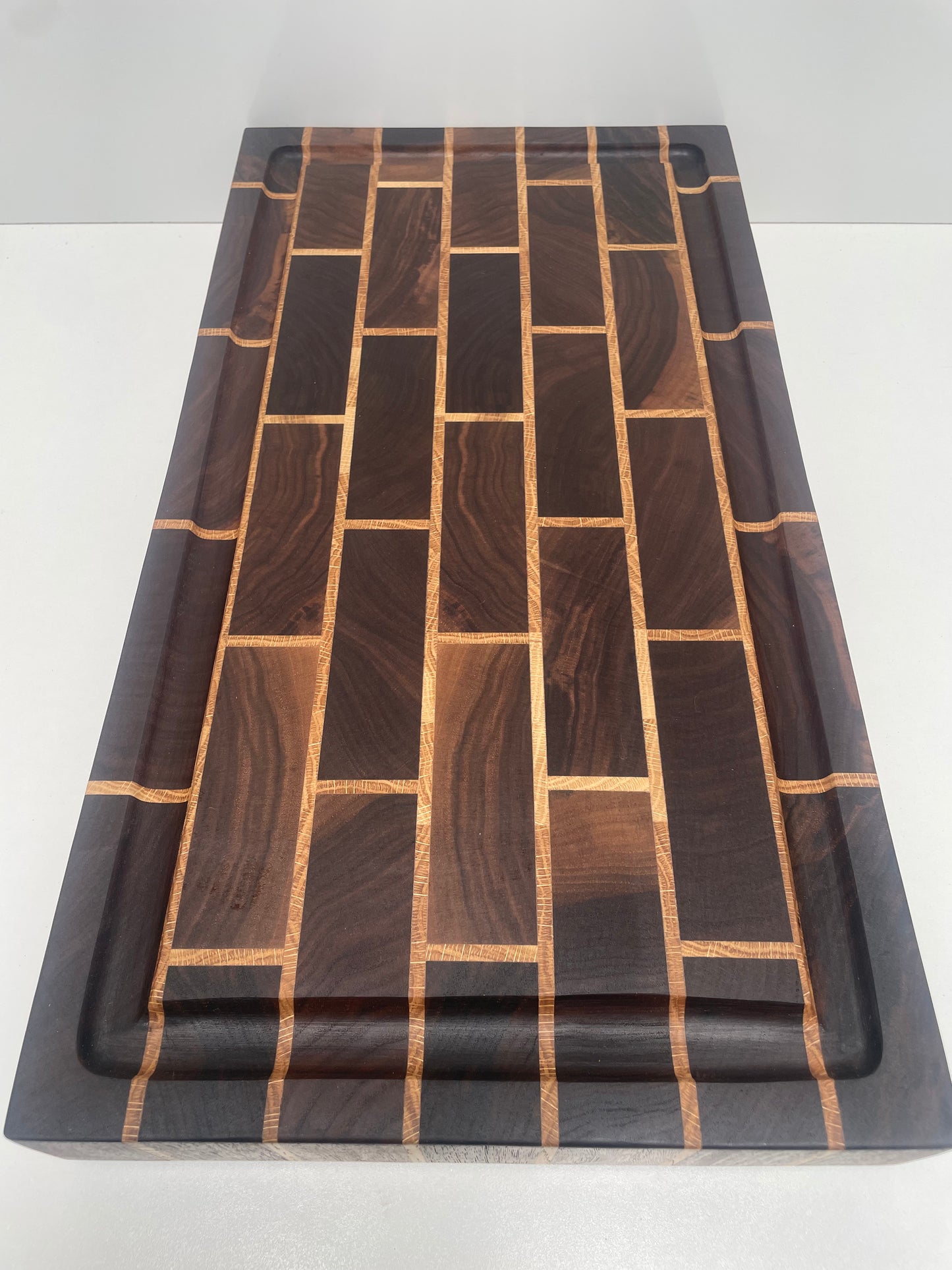 End Grain Brick Pattern Butcher Block with Juice Groove (23SM01)