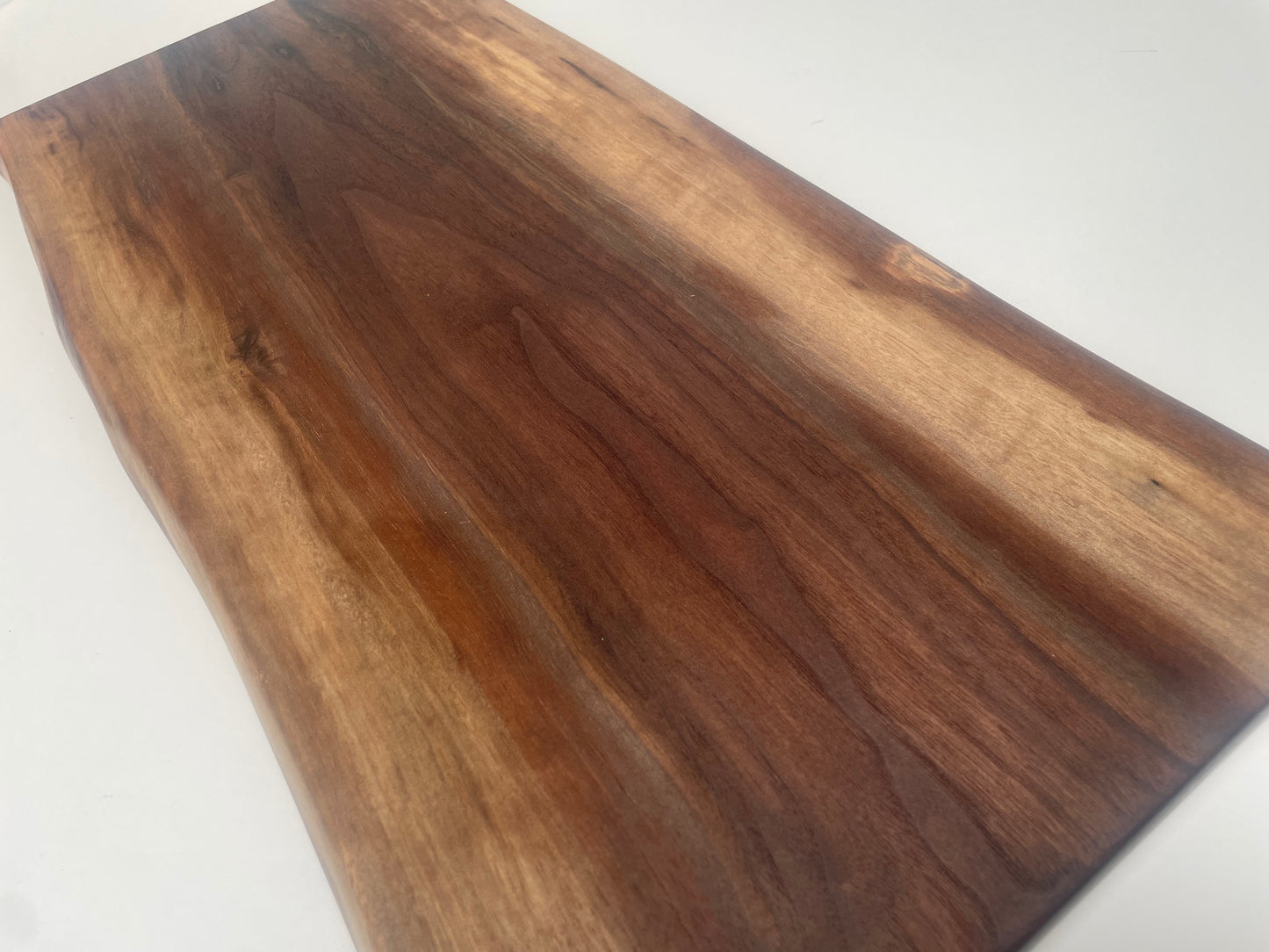 Live Edge (Dual) Long Walnut Board (23LJ01)