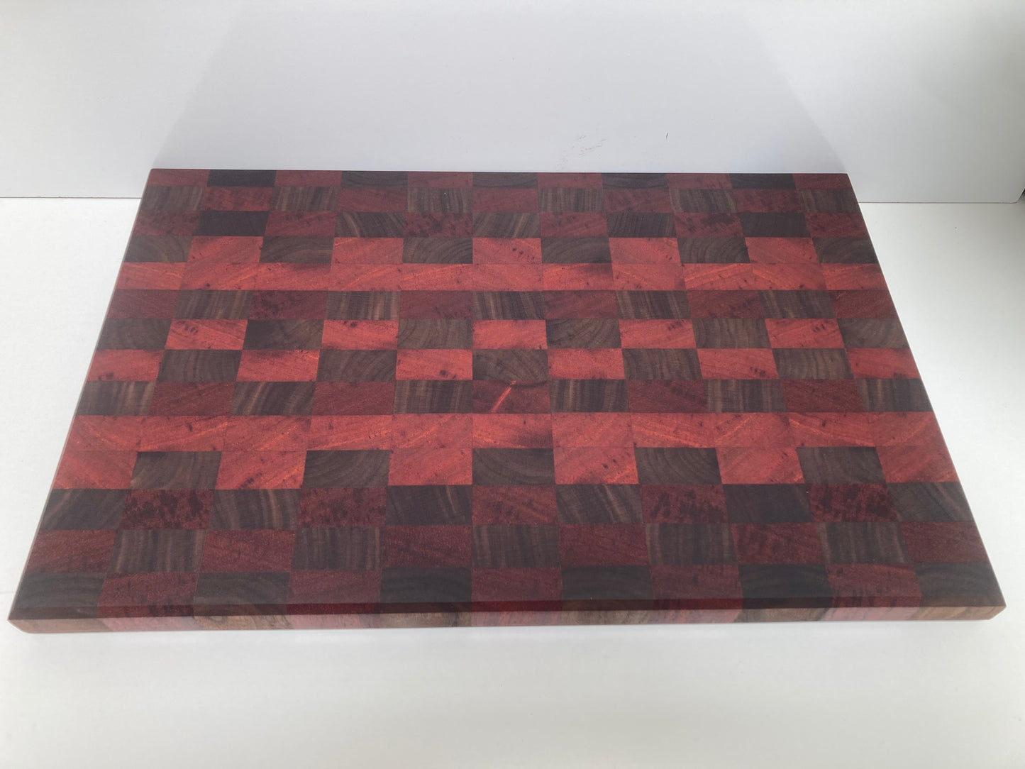 Walnut & Padauk Unique Style End Grain Board (23SJ01)
