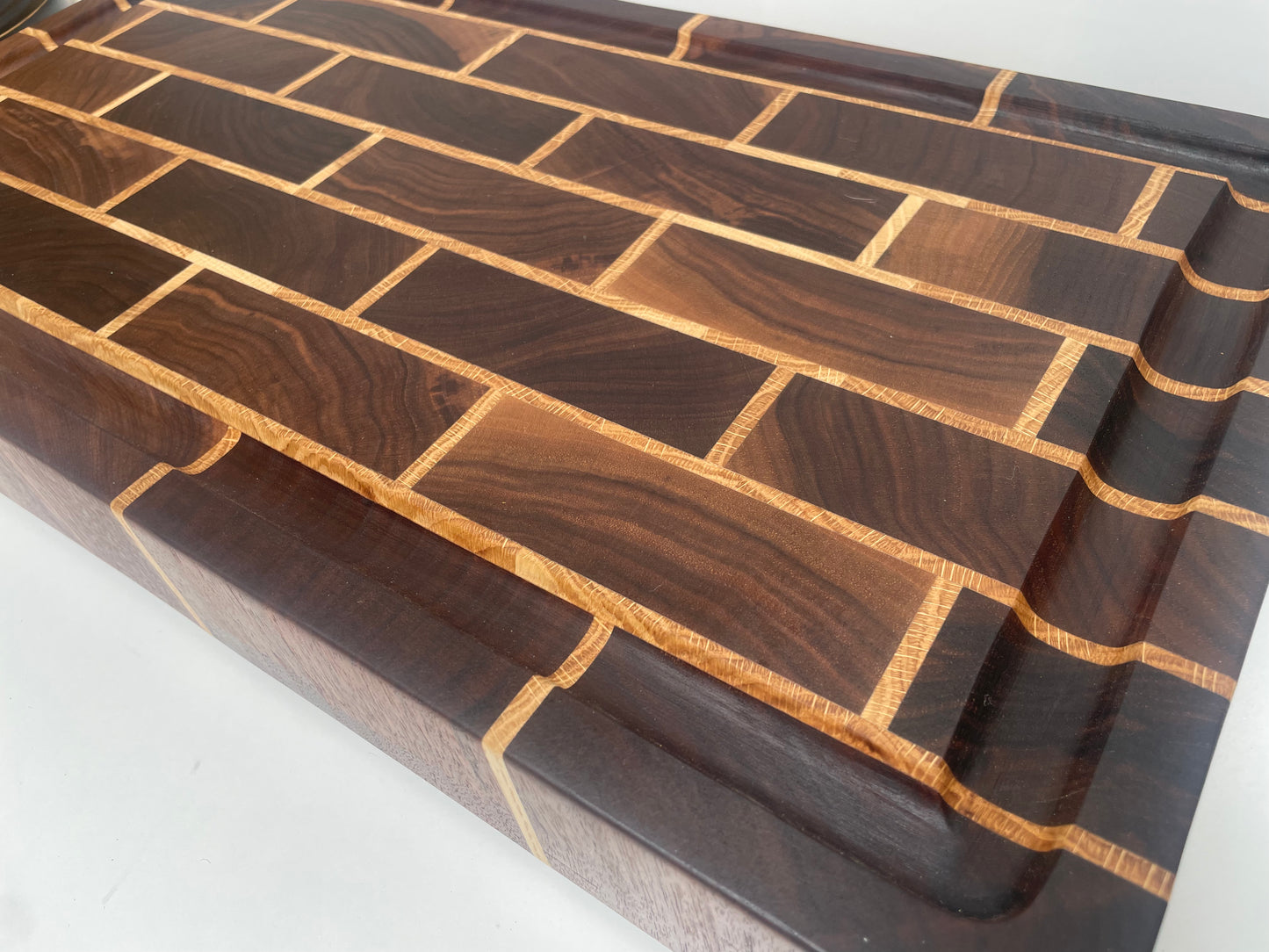End Grain Brick Pattern Butcher Block with Juice Groove (23SM01)
