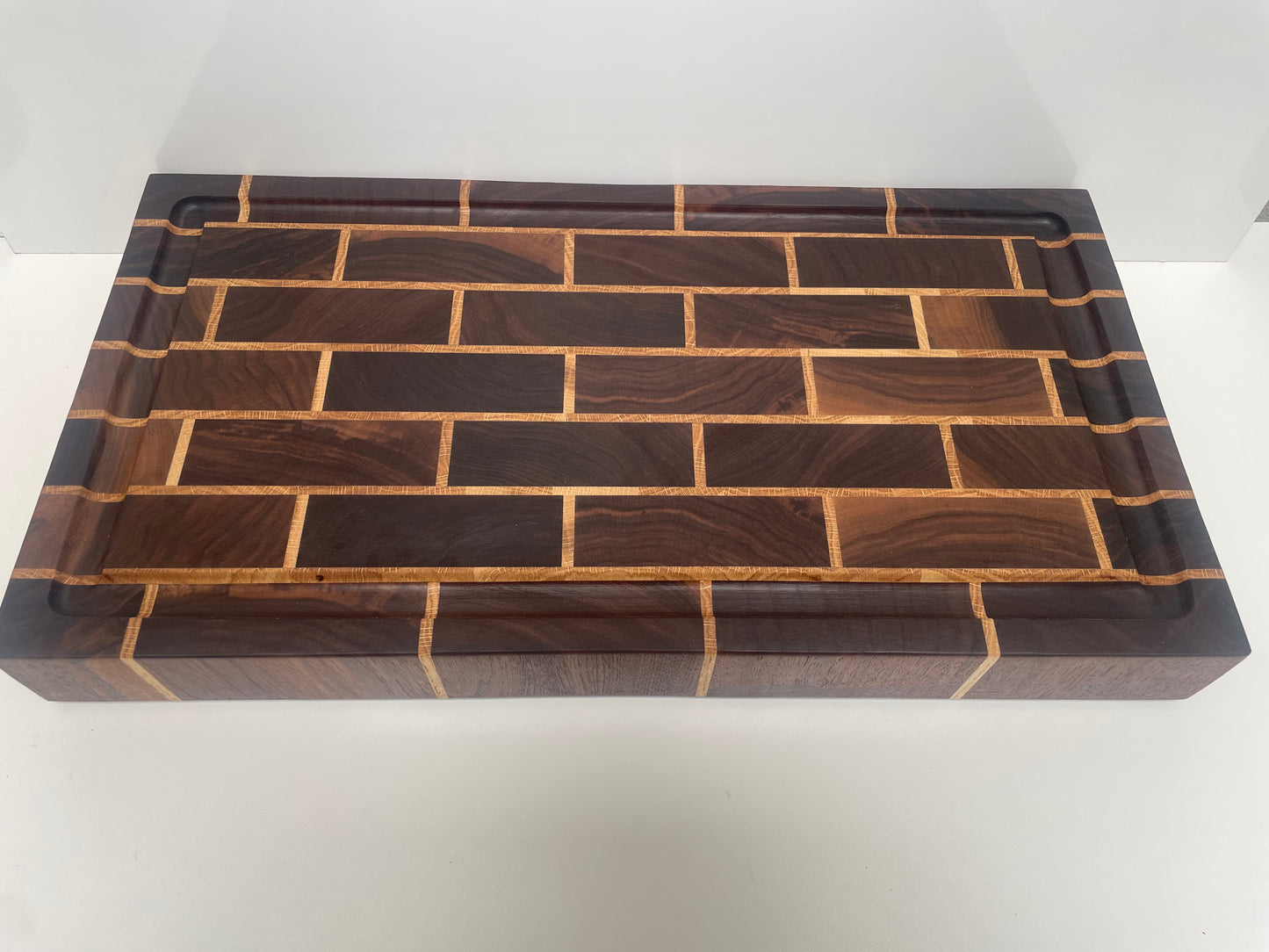 End Grain Brick Pattern Butcher Block with Juice Groove (23SM01)