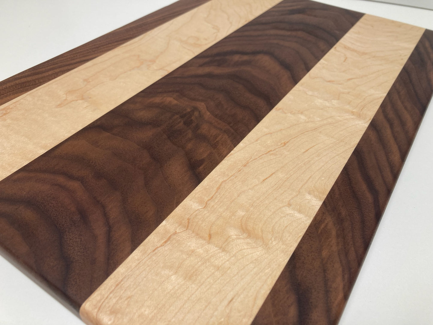Mixed Walnut & Maple Joined Board (23MB01)
