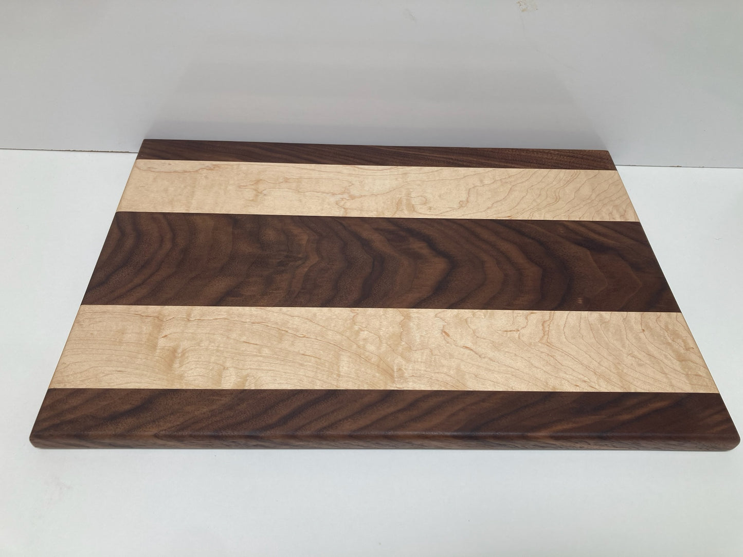 Mixed Walnut & Maple Joined Board (23MB01)
