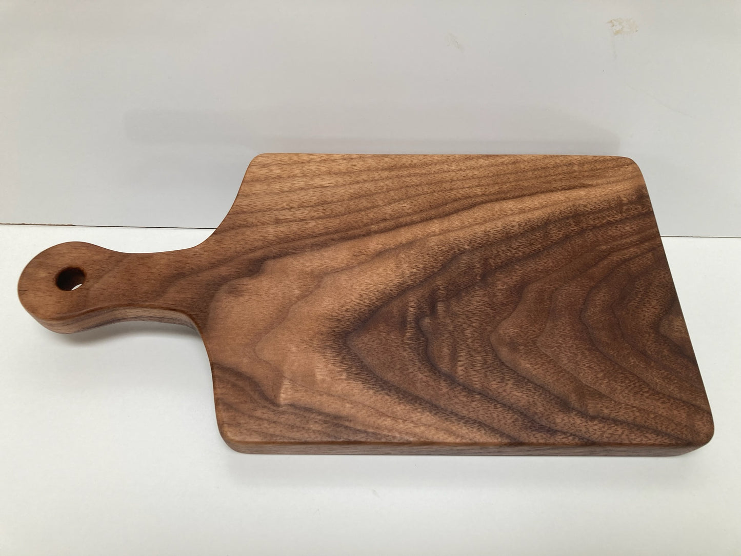 Small Solid Walnut Board with Handle (23SB01)
