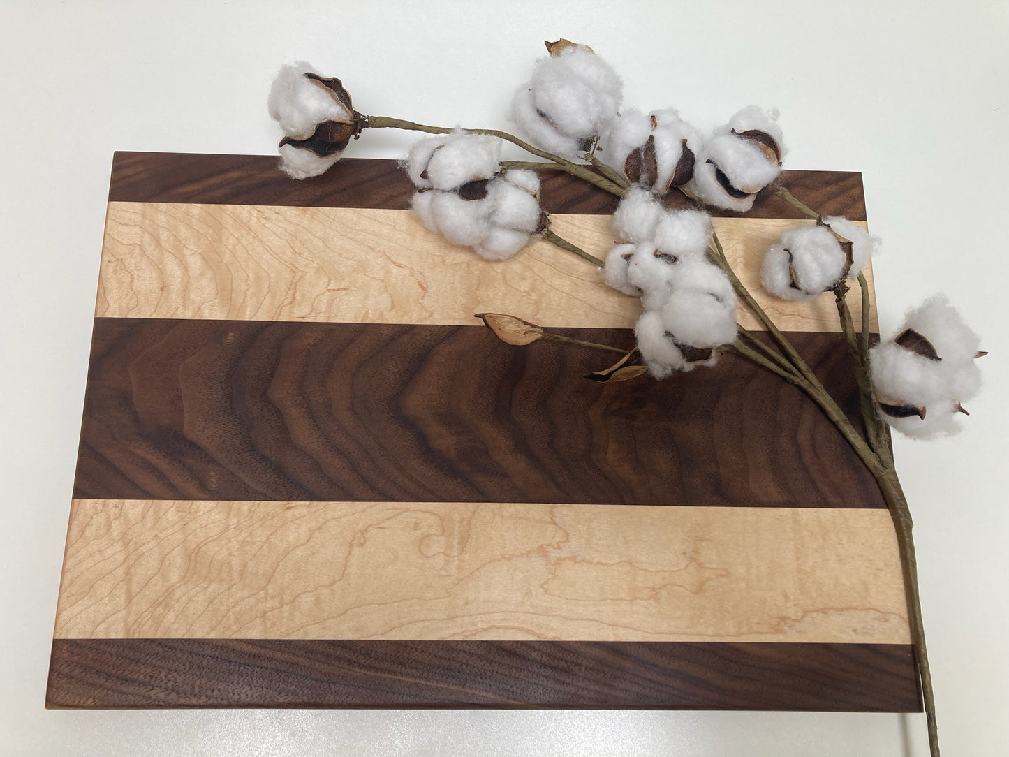 Mixed Walnut & Maple Joined Board (23MB01)
