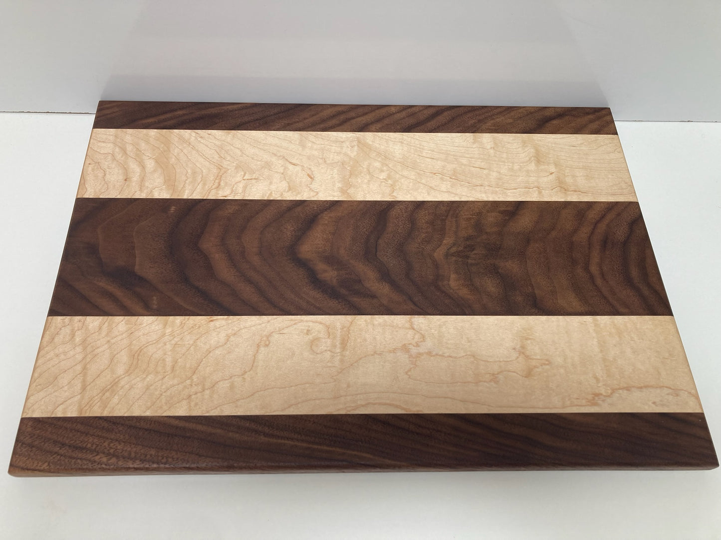 Mixed Walnut & Maple Joined Board (23MB01)