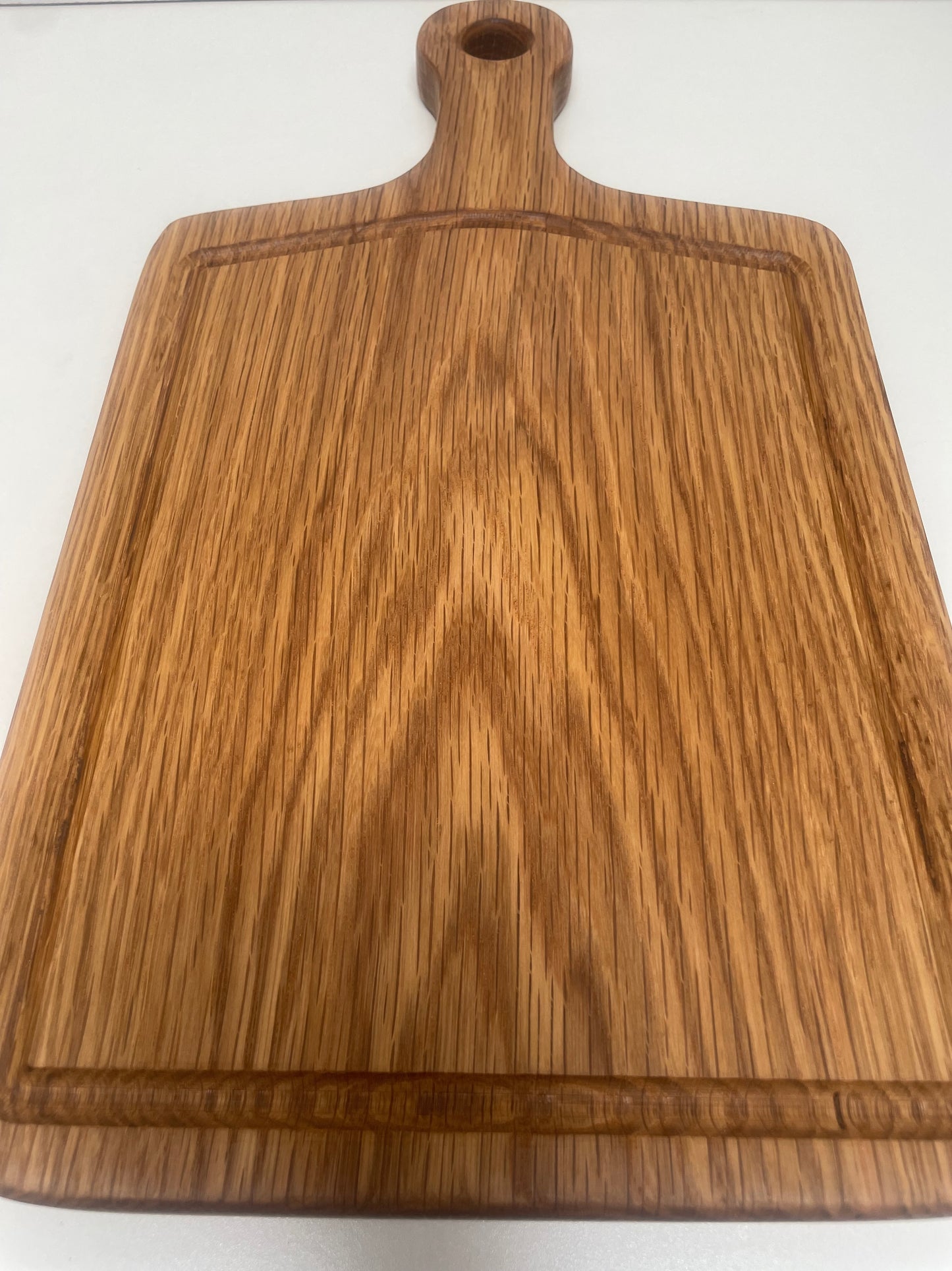 24H005 - Solid White Oak Handle Board w/Juice Groove