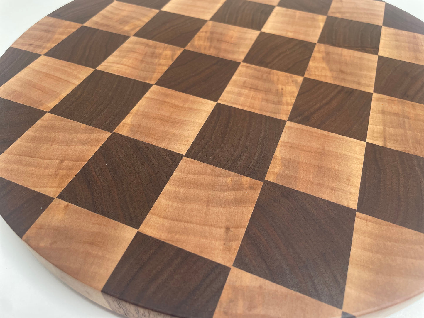 24S002 - Walnut & White Oak Round Board