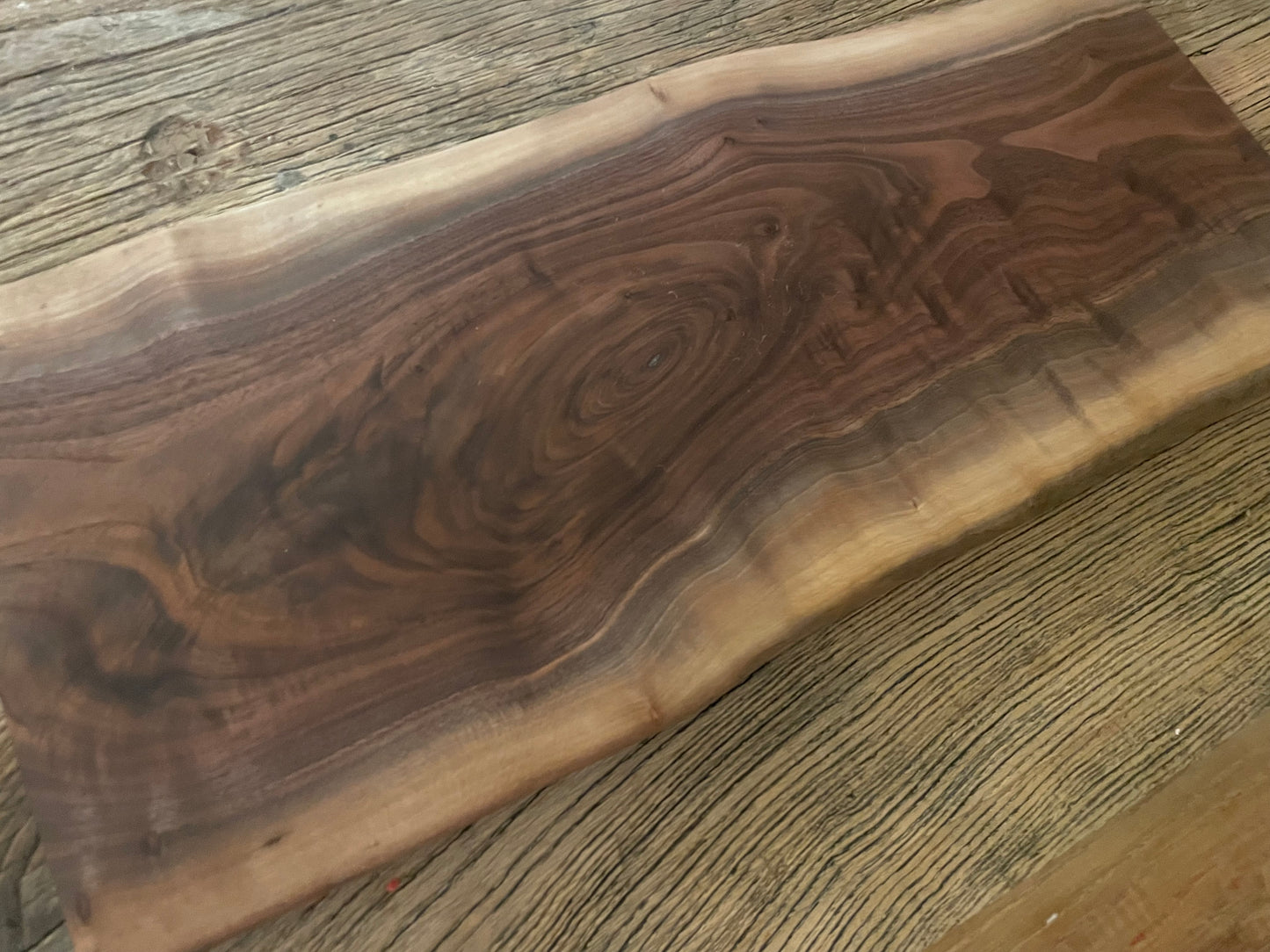 25L030 - Dual Live Edge Walnut Board