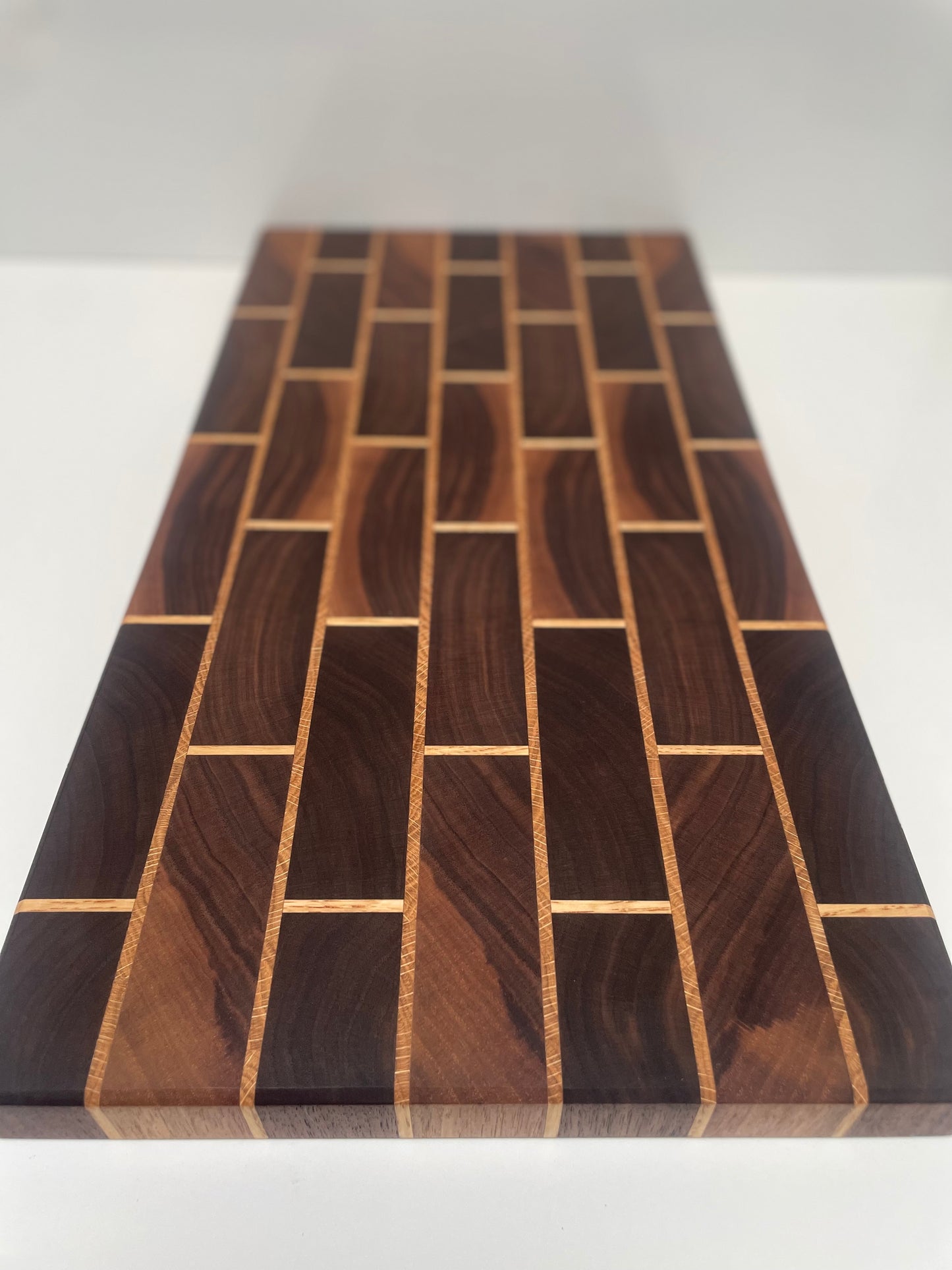 End Grain Brick Pattern Medium Board (23SR01)