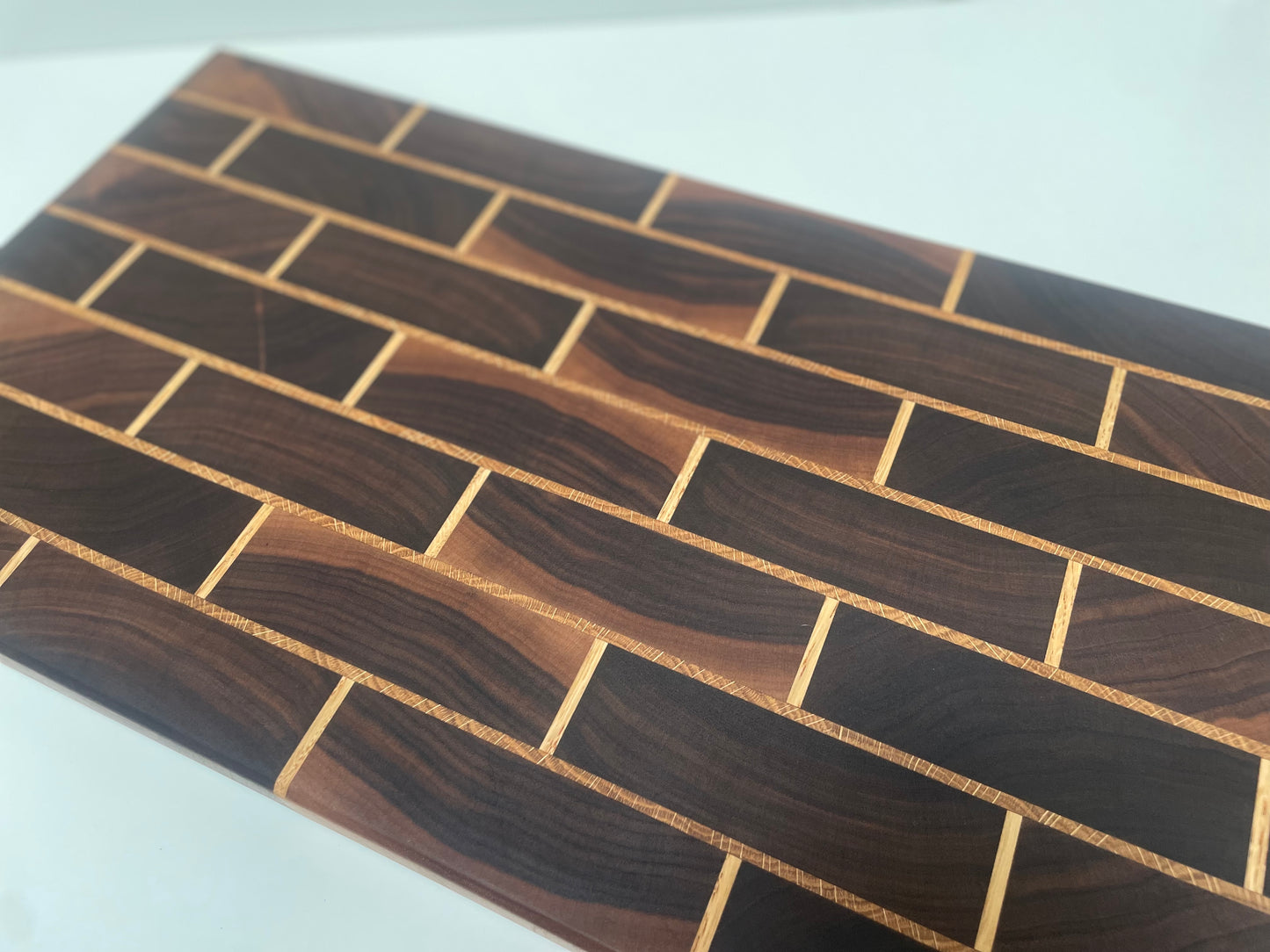 End Grain Brick Pattern Medium Board (23SR01)