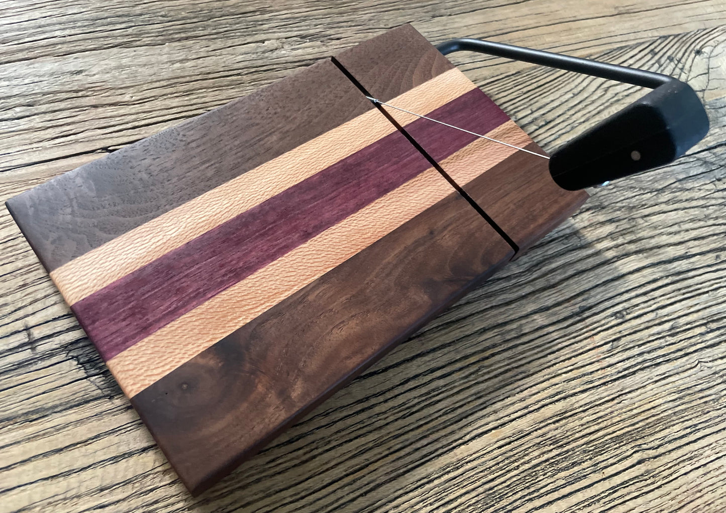 25C006 - Cheese Slicer Board - Sm Black Handle