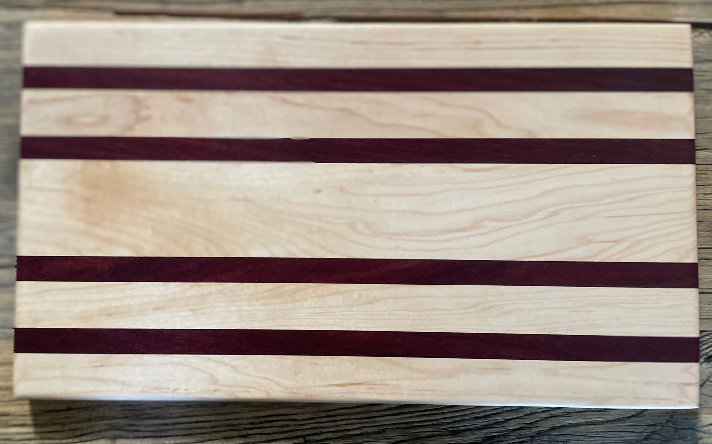 25M021 - Mixed Maple & Purpleheart Board