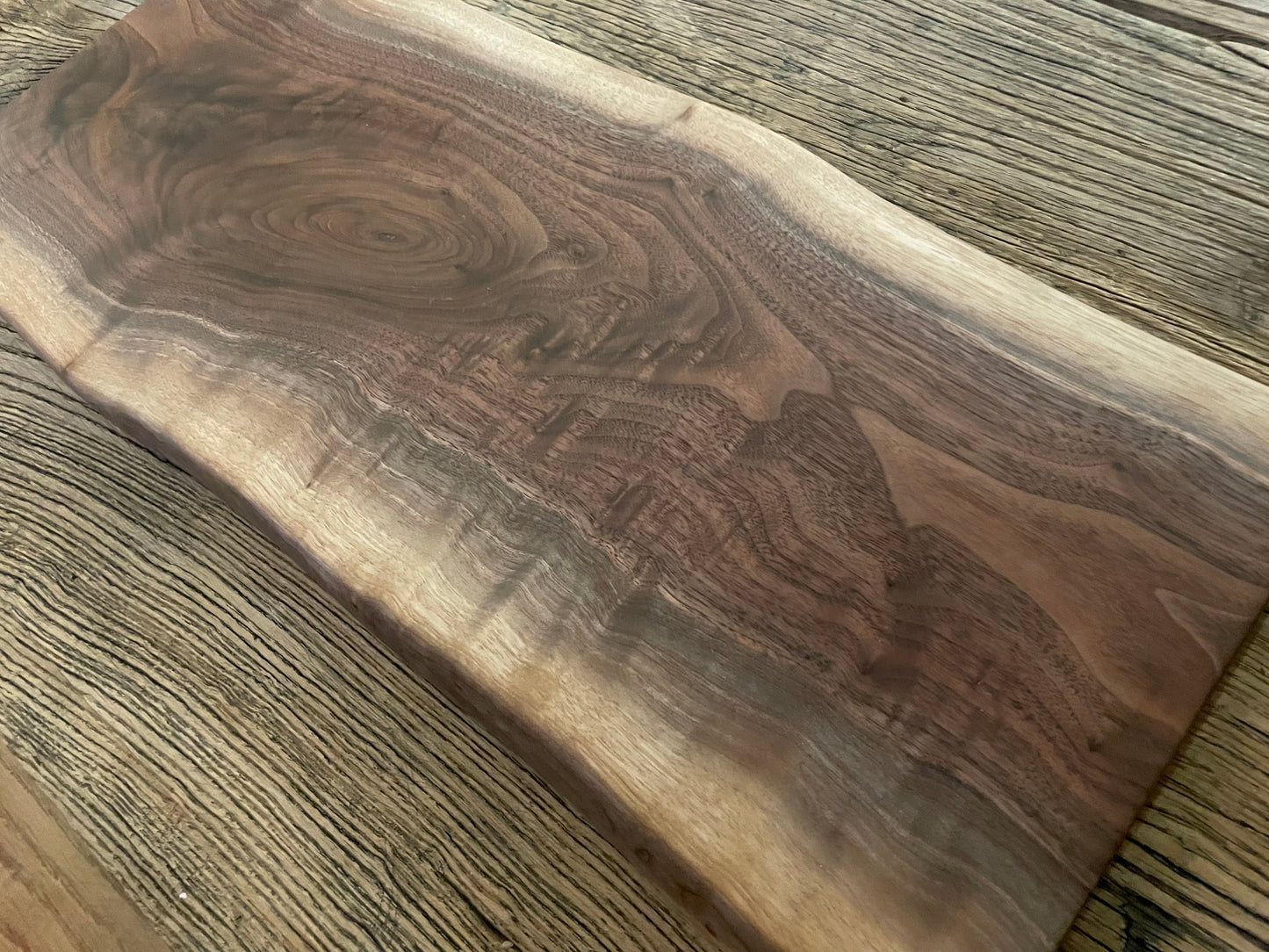 25L030 - Dual Live Edge Walnut Board