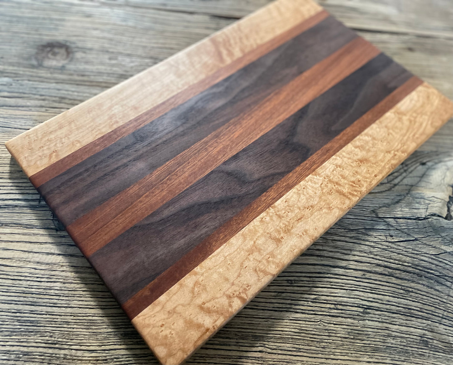 25M022 - Mixed Walnut, Sapele & Maple Board