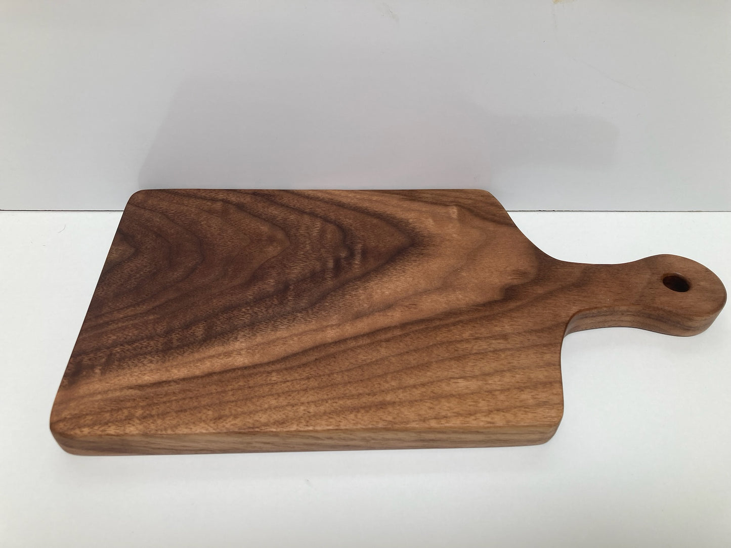 Small Solid Walnut Board with Handle (23SB01)